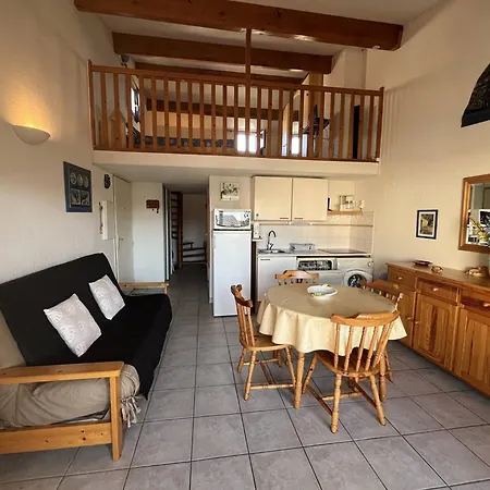 T3 Climatise Avec Parking Et Piscine A 200m De La Au Cap D'agde - Fr-1-749-75 Апартаменты *